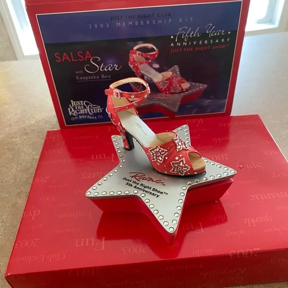 Just The Right Shoe Salsa Star 5 year anniversary 2003 with keepsake box - Picture 2 of 12
